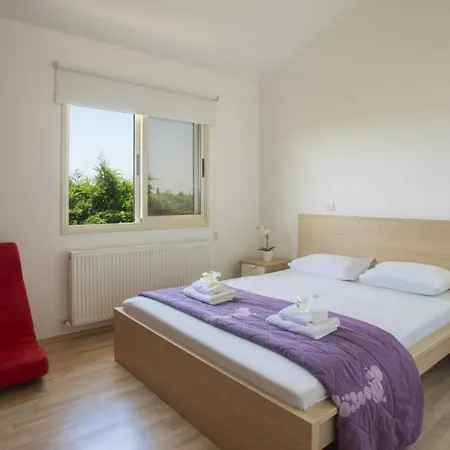 Villa Soothing Sunset With Private Pool, 200m From The *